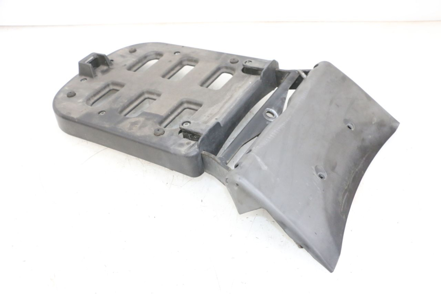 photo de PORTAPACCHI PIAGGIO MP3 RL 250 (2006 - 2010) - Vista d'insieme del prodotto