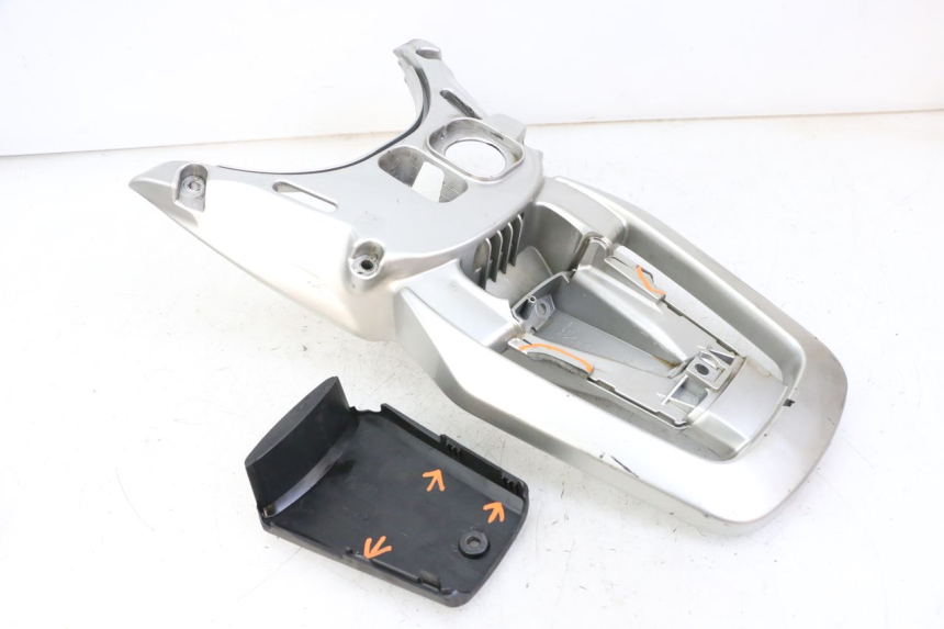 photo de PORTAPACCHI PIAGGIO VESPA GRANTURISMO 200 (2004 - 2005)