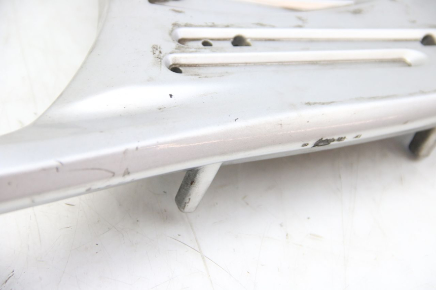 photo de PORTE PACCHETTO SUZUKI SIXTEEN 125 (2008 - 2010)
