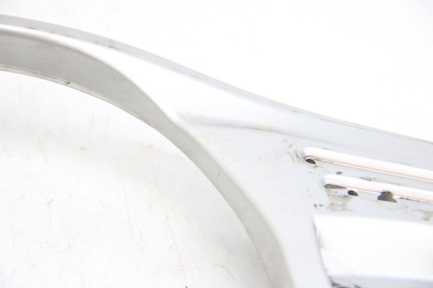 photo de PORTE PACCHETTO SUZUKI SIXTEEN 125 (2008 - 2010)