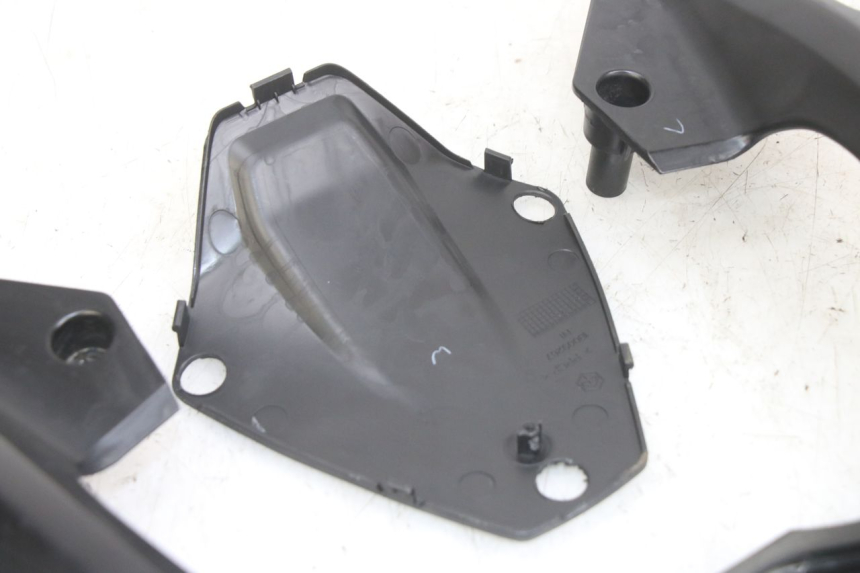 photo de PORTE PACCHETTO APRILIA SXR 50 (2021 - 2023)