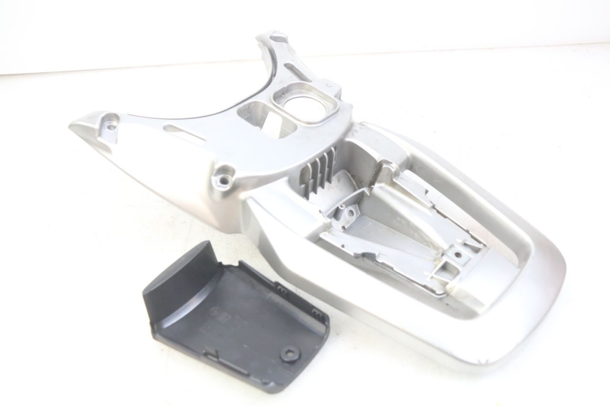 photo de PORTE PACCHETTO PIAGGIO VESPA GRANTURISMO 125 (2003 - 2007)