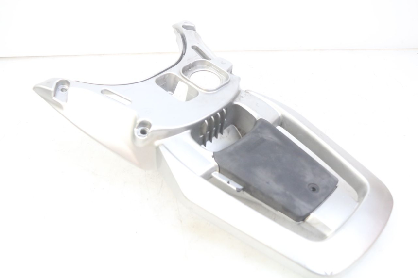 photo de PORTE PACCHETTO PIAGGIO VESPA GRANTURISMO 125 (2003 - 2007)