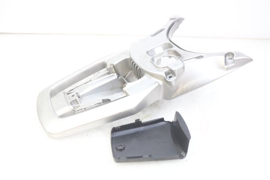 photo de PORTE PACCHETTO PIAGGIO VESPA GRANTURISMO 125 (2003 - 2007)