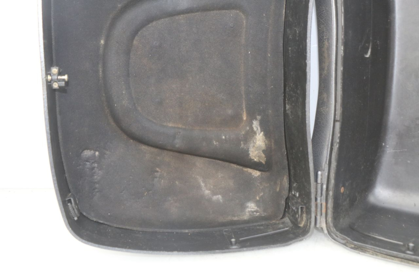 photo de PORTE PACCHETTO PIAGGIO X9 EVOLUTION 125 (2003 - 2007)