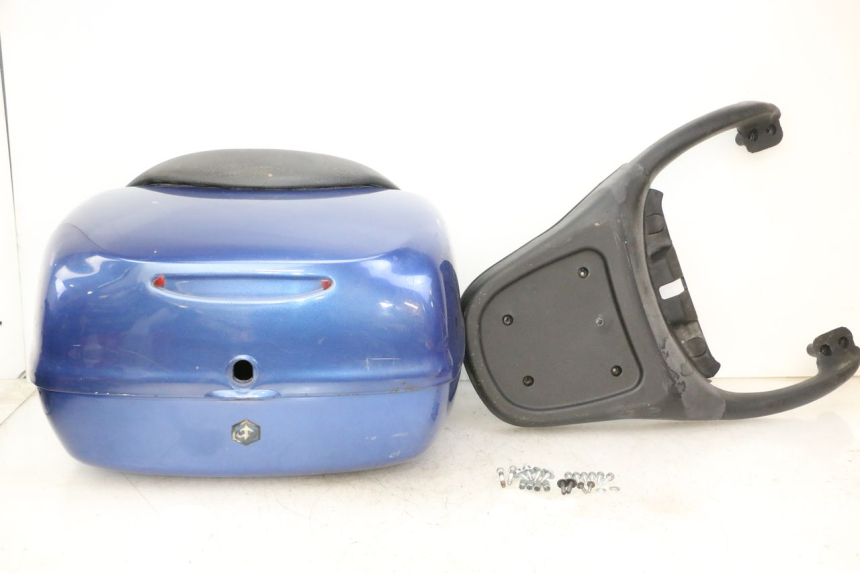 photo de PORTE PACCHETTO PIAGGIO X9 EVOLUTION 125 (2003 - 2007)