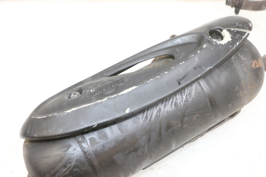 photo de SCARICO PIAGGIO FLY 4T 50 (2013 - 2017) - Primo piano tecnico