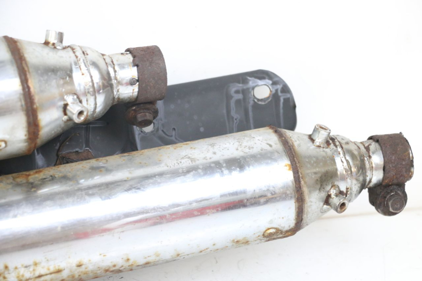 photo de Scarico HYOSUNG GV AQUILA 125 (2000 - 2004) - Zoom qualità usato