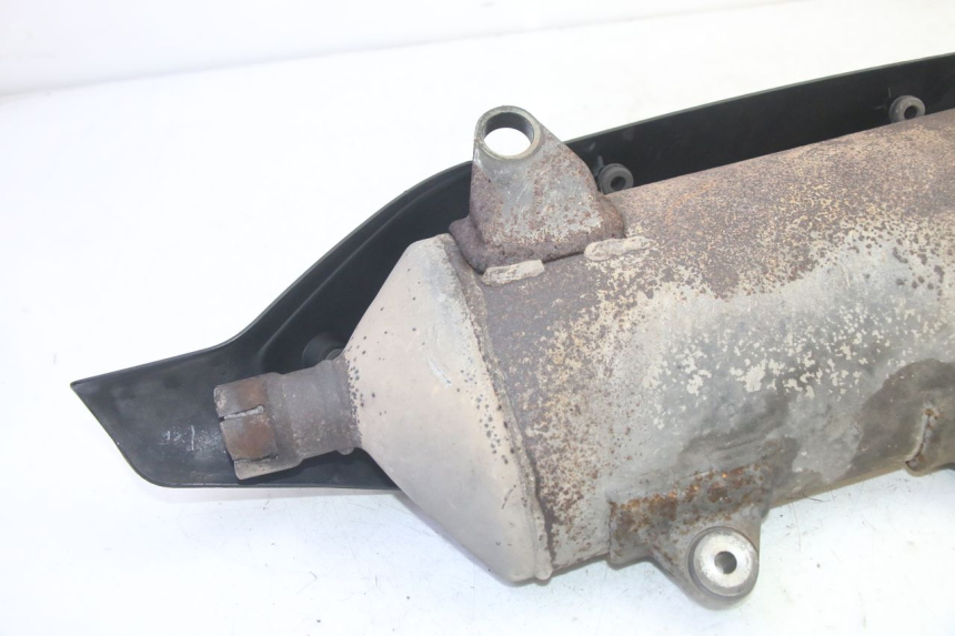 photo de SCARICO PIAGGIO MP3 HPE 350 (2018 - 2020) - Dettagli dei punti di fissaggio