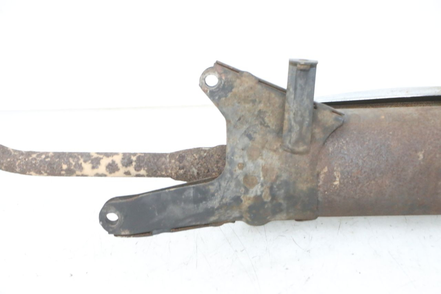 photo de SCARICO JM MOTORS OLDIES 4T 50 (2010 - 2020) - Dettagli dei punti di fissaggio