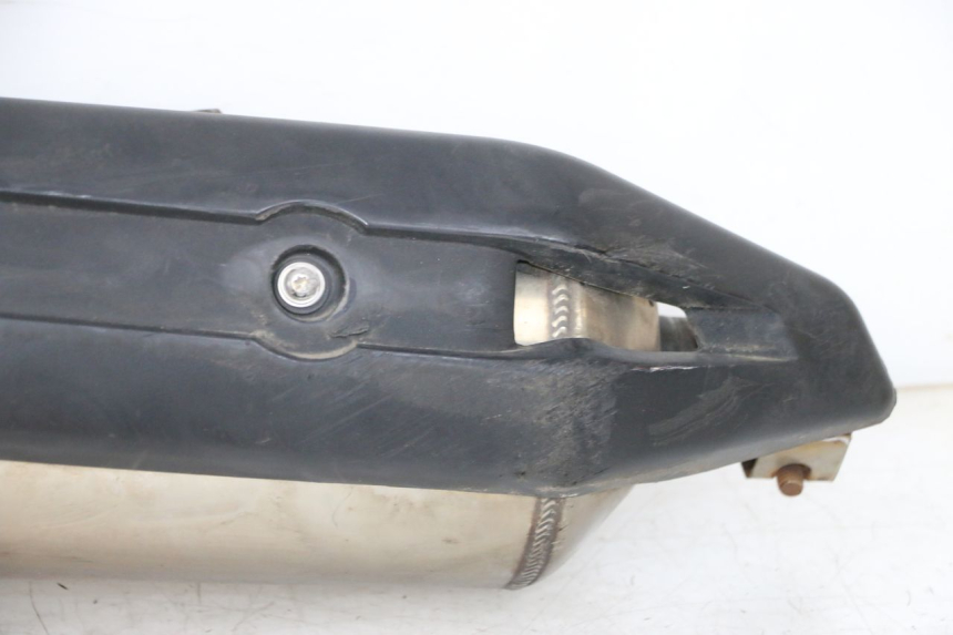 photo de SCARICO PEUGEOT SATELIS 125 (2013 - 2018) - Focus sulla struttura