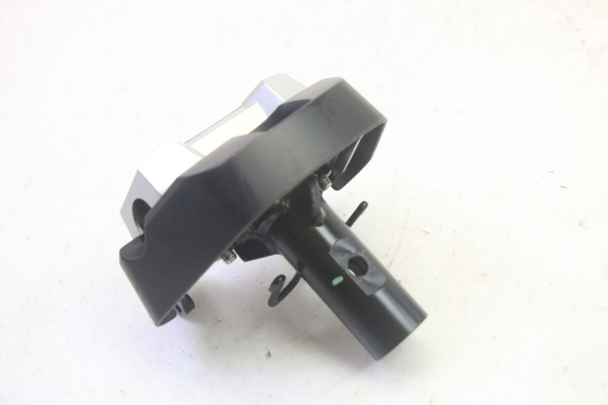 photo de POTENZA SYM CROX 4T 50 (2016 - 2023) - Primo piano tecnico