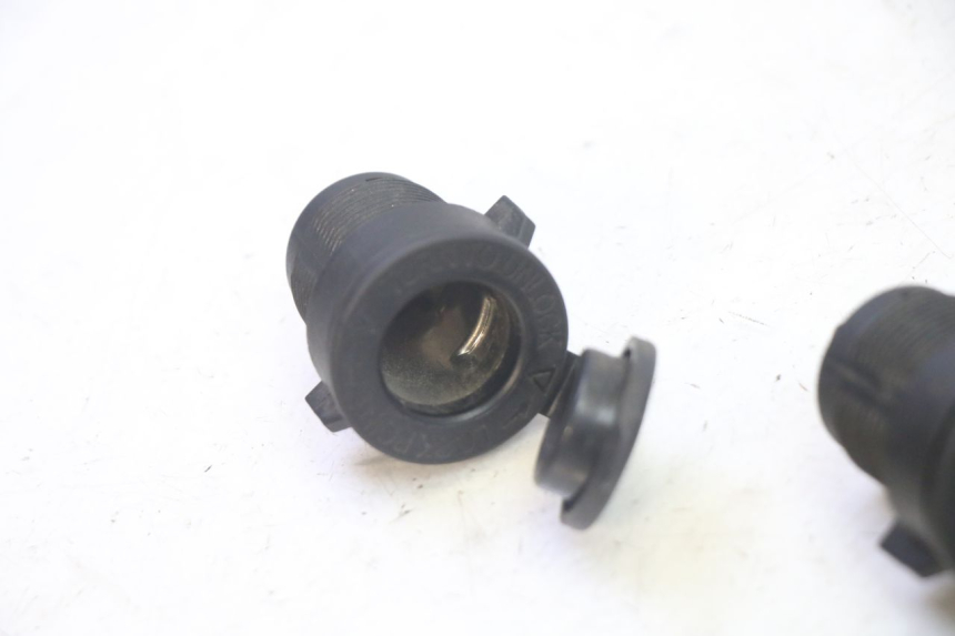 photo de PRESA ACCENDISIGARI QUADRO 4 4D 350 (2015 - 2018)