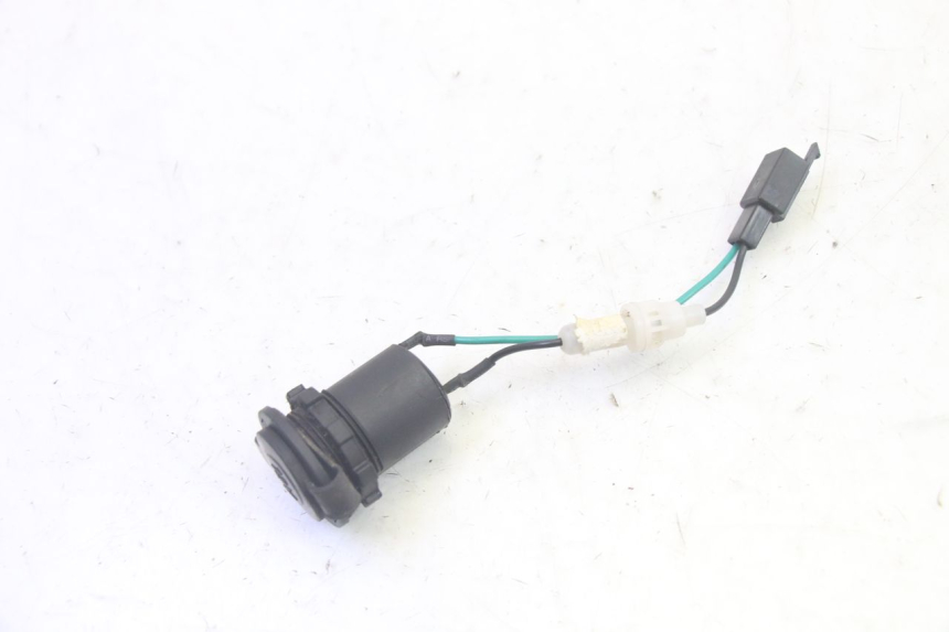 photo de PRISE ACCENDISIGARI KYMCO AGILITY 16+ 4T 50 (2018 - 2023) - Zoom sullo stato d'uso