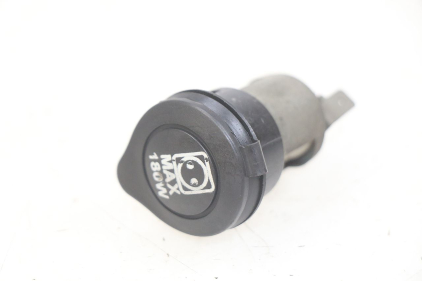 photo de PRESA ACCENDISIGARI APRILIA SCARABEO LIGHT 125 (2007 - 2011)