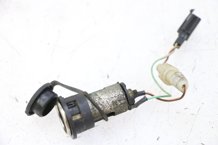 photo de PRESE ACCENDISIGARI KYMCO GRAND DINK 125 (2002 - 2007)