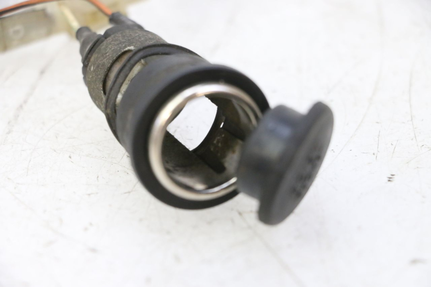 photo de PRESE ACCENDISIGARI KYMCO GRAND DINK 125 (2002 - 2007)