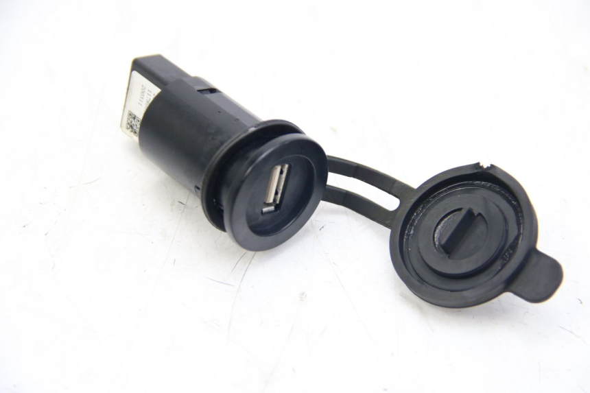 photo de PRESA ACCENDISIGARI PEUGEOT KISBEE 2T 50 (2018 - 2022)