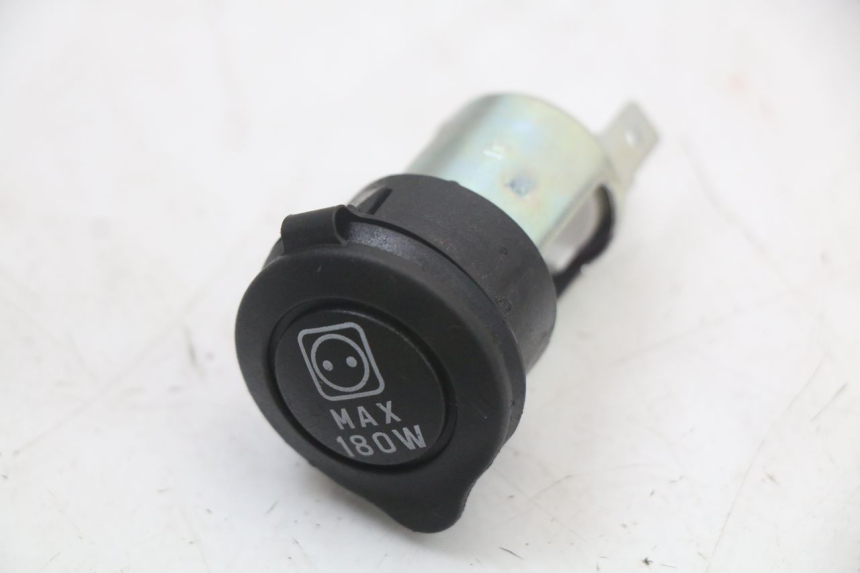photo de PRESA ACCENDISIGARI MOTO GUZZI NORGE 8V GT 1200 (2011 - 2016)