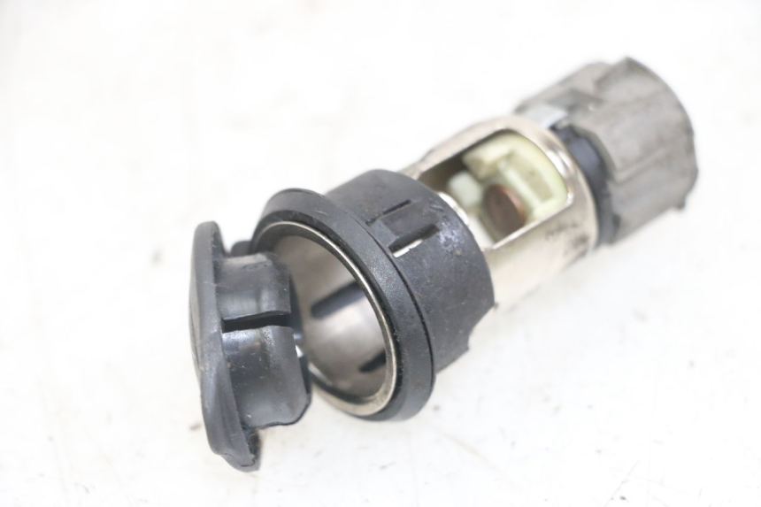 photo de PRESA ACCENDISIGARI PIAGGIO MP3 LT 400 (2007 - 2012)