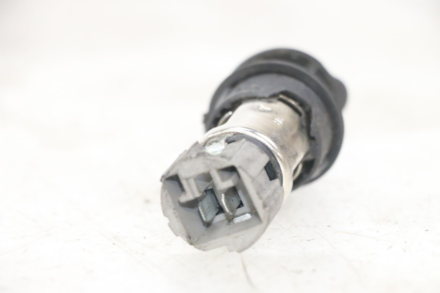 photo de PRESA ACCENDISIGARI PIAGGIO MP3 LT 400 (2007 - 2012)