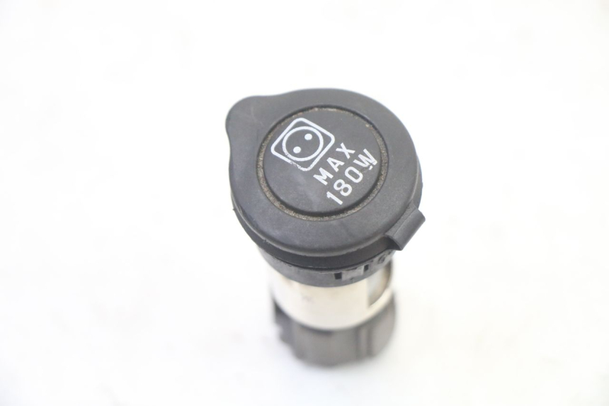 photo de Presa accendisigari PIAGGIO MP3 500 (2011 - 2015)