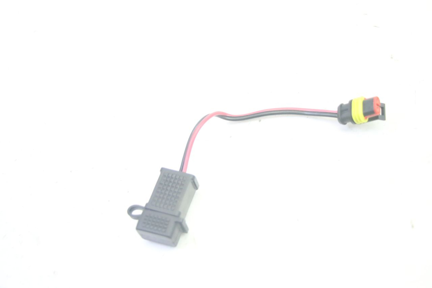 photo de PRESA ACCENDISIGARI PIAGGIO MP3 500 (2016 - 2018) - Altra angolazione