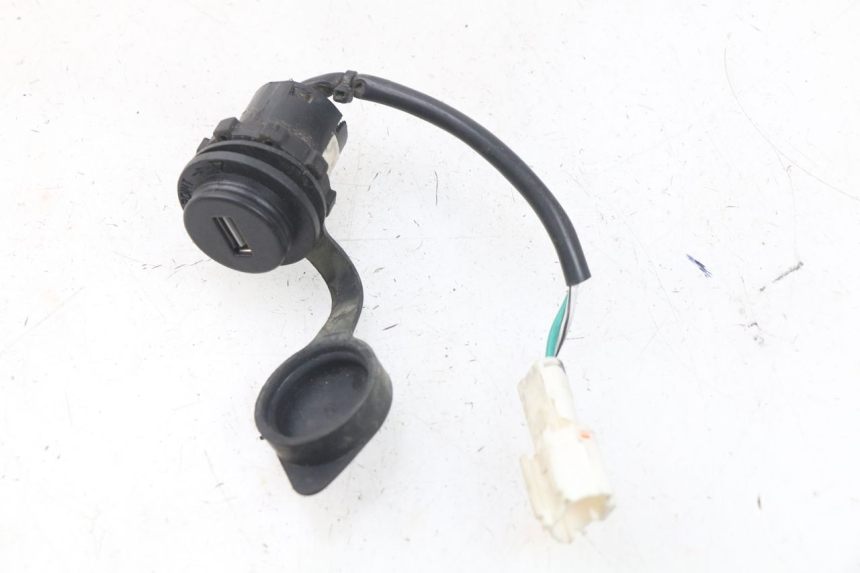 photo de PRESA ACCENDISIGARI SYM ORBIT III 3 4T 50 (2018 - 2021)