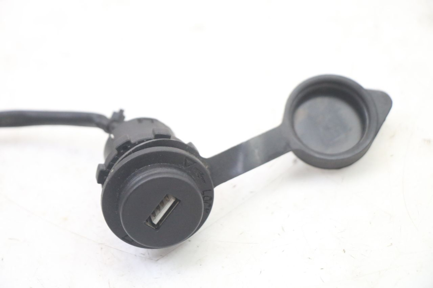 photo de PRESA ACCENDISIGARI SYM ORBIT III 3 4T 50 (2021 - 2025)