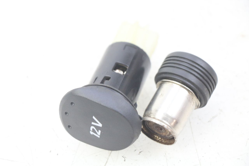 photo de Presa accendisigari RENAULT TWIZY 45 (2012 - 2019)