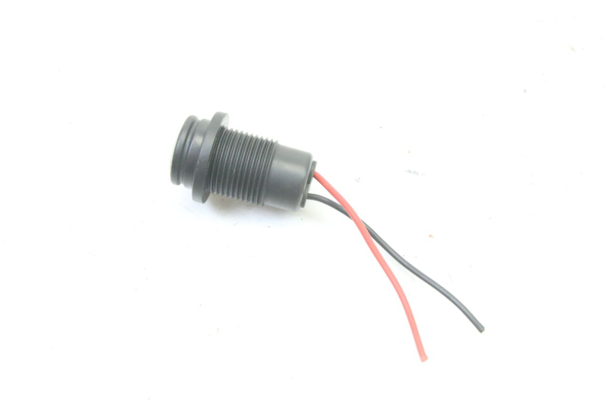 photo de PRESA ACCENDISIGARI HONDA ST PAN EUROPEAN 1300 (2002 - 2013)