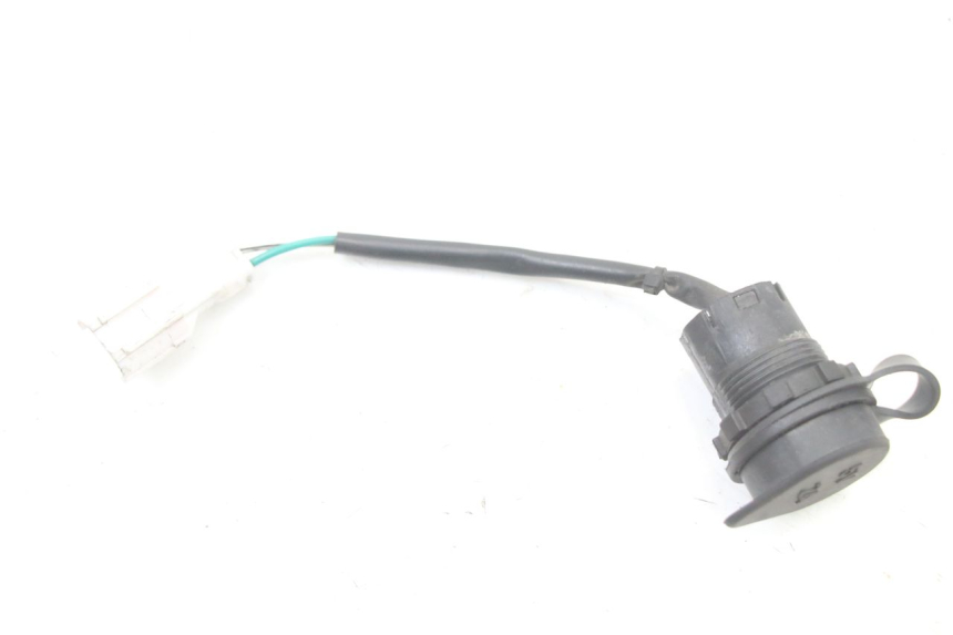 photo de PRESA ACCENDISIGARI SYM FIDDLE 3 III 125 (2014 - 2020)