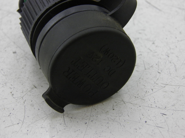 photo de Presa accendisigari SYM GTS 125 (2005 - 2008)