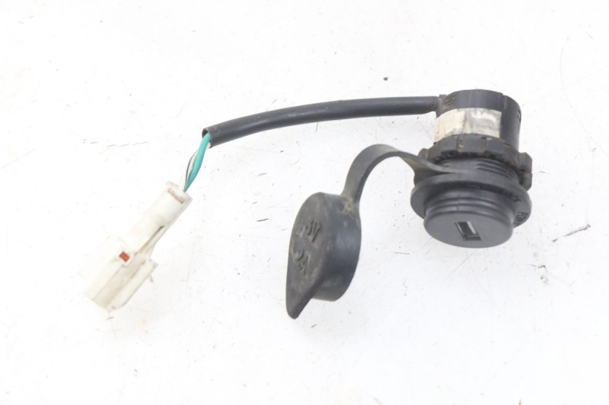 photo de PRESA ACCENDISIGARI SYM ORBIT III 3 4T 50 (2018 - 2021)