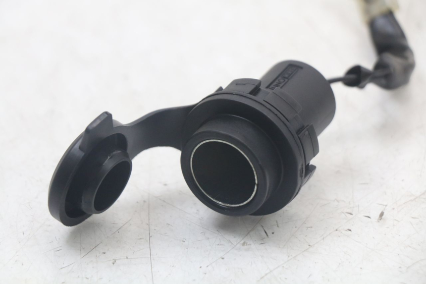 photo de PRESA ACCENDISIGARI YAMAHA XMAX X-MAX ABS 125 (2017 - 2020)