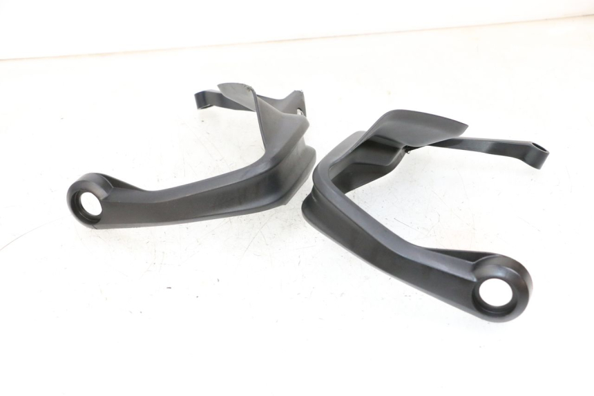 photo de PARAMANI BMW R GS 1250 (2021 - 2024) - Dettagli dei punti di fissaggio