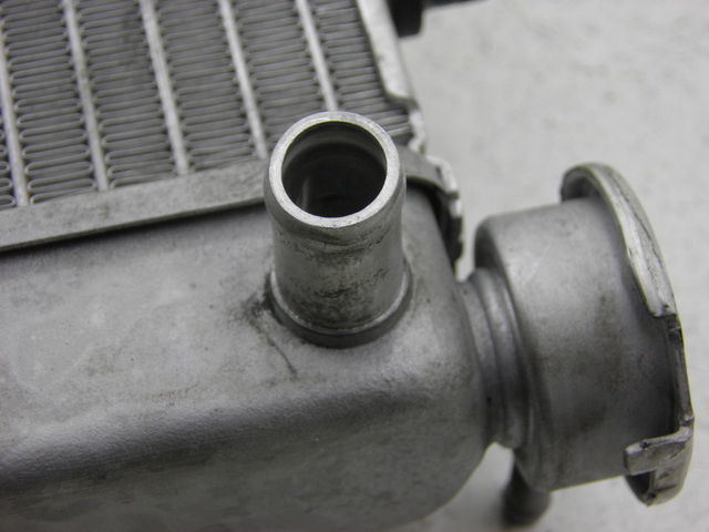 photo de RADIATORE HONDA FES S-WING SWING ABS 125 (2007 - 2015)