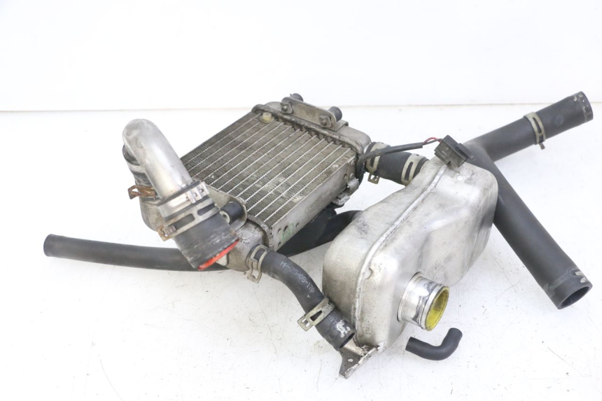 photo de RADIATORE PEUGEOT SATELIS COMPRESSOR K15 125 (2006 - 2009)