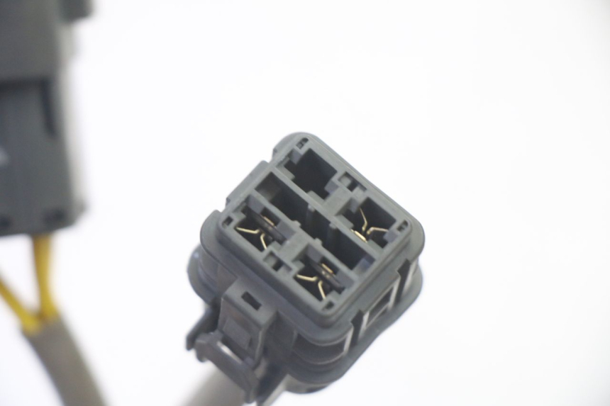 photo de REGOLATORE DI CARICA QUADRO 4 4D 350 (2015 - 2018)