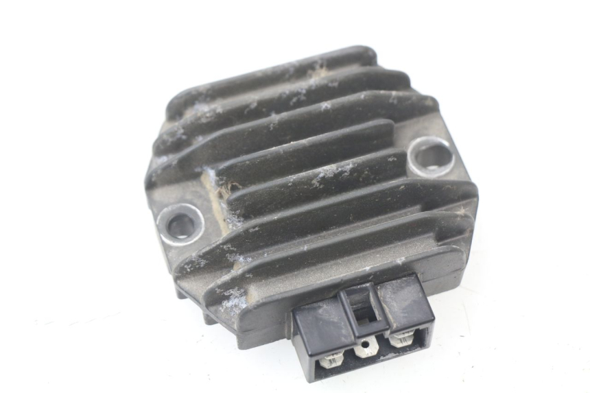 photo de REGOLATORE DI CARICA APRILIA ATLANTIC 125 (2003 - 2009)