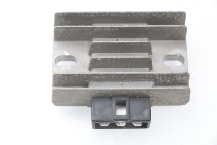 photo de Regolatore di carica PIAGGIO BEVERLY 125 (1998 - 2005)