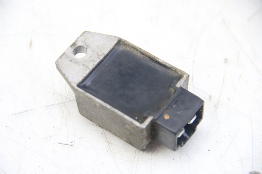 photo de REGOLATORE DI CARICA PGO BIG MAX 50 (2001 - 2009) - Dettaglio del componente