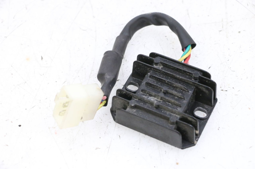 photo de REGOLATORE MAG POWER BOMBERS 4T 50 (2016 - 2026) - Vista principale