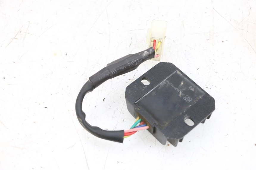 photo de REGOLATORE MAG POWER BOMBERS 4T 50 (2016 - 2026) - Zoom sullo stato d'uso