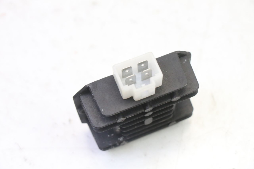 photo de REGOLATORE TNT MOTOR BOSTON 4T 50 (2018 - 2025)