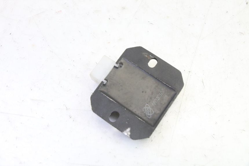 photo de REGOLATORE TNT MOTOR BOSTON 4T 50 (2018 - 2025)