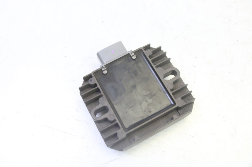 photo de REGOLATORE DI CARICA SUZUKI BURGMAN 125 (2007 - 2014)