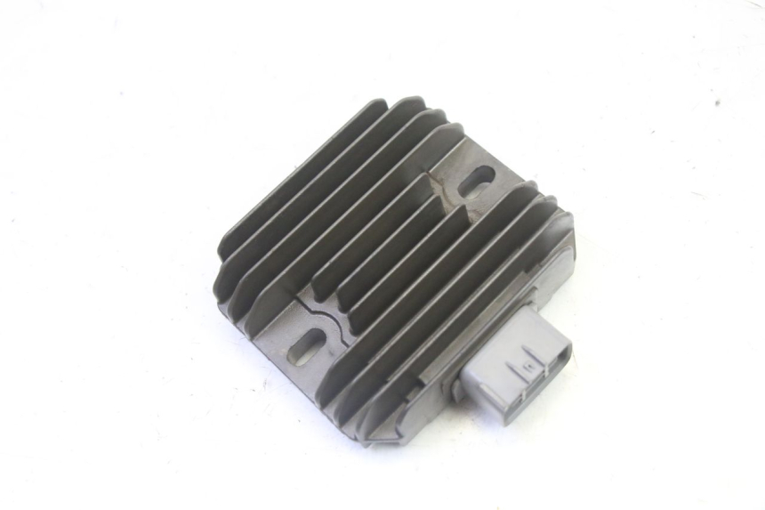 photo de REGOLATORE DI CARICA SUZUKI BURGMAN 125 (2007 - 2014)