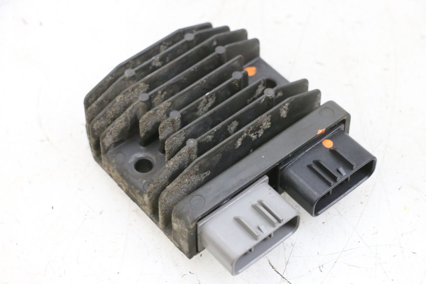 photo de REGOLATORE SUZUKI BURGMAN 650 (2013 - 2020)