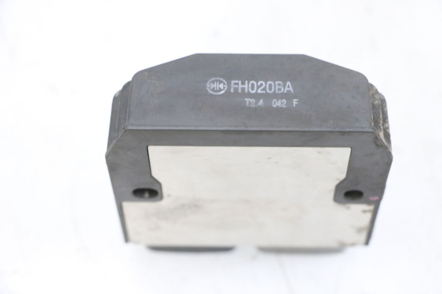 photo de REGOLATORE SUZUKI BURGMAN 650 (2013 - 2020)